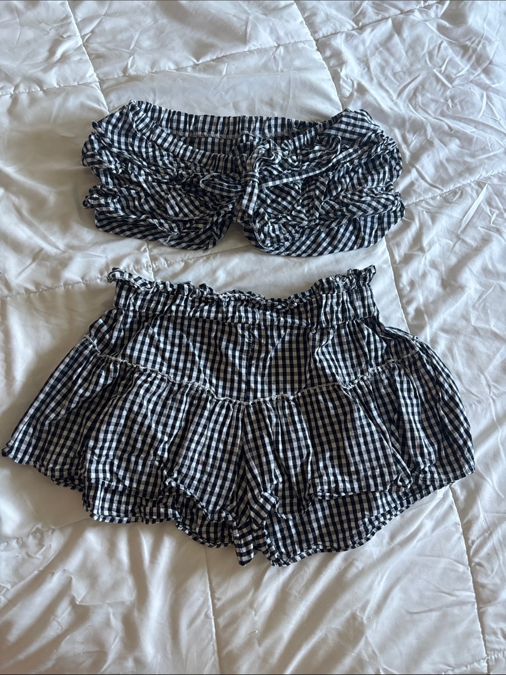 Black & White Gingham Ruffled Women’s Shorts - Strapless Set